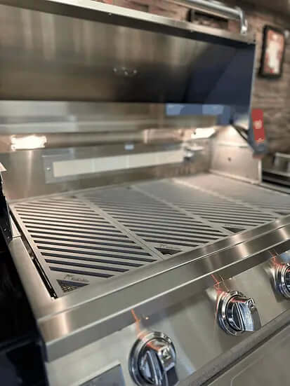 Kokomo Laser Cut Grate 32In Professional Built in Gas Grill 4 Burner
